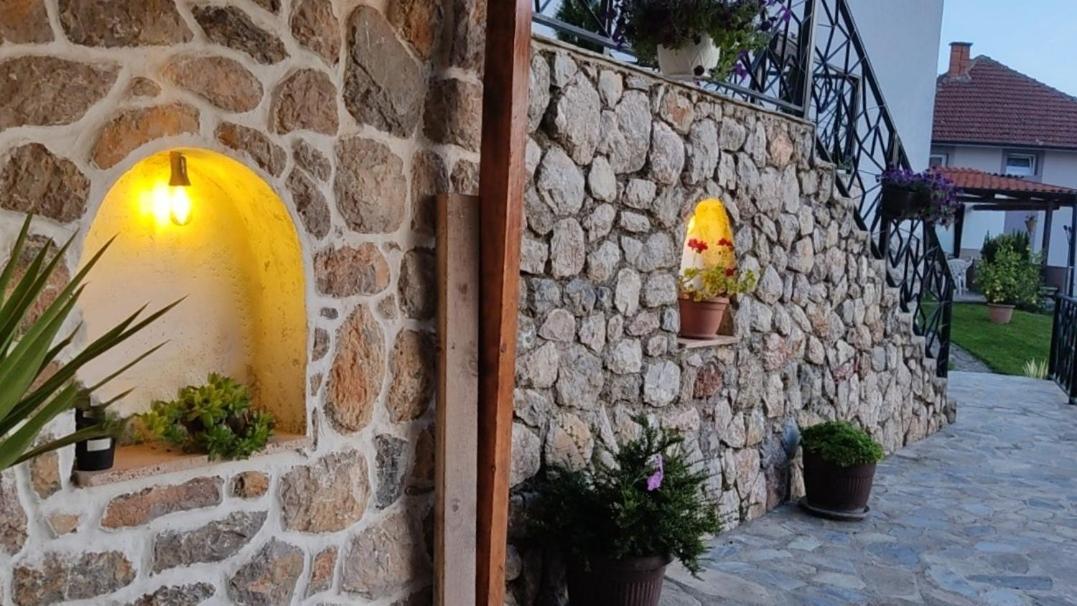 Guest House Stevovski Elshani エクステリア 写真